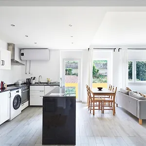 Sweet Ii - Free Parking Apartment